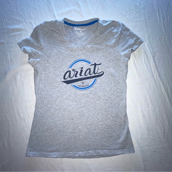 Ariat Tops - Ariat Women's Gray Graphic T-Shirt Size Small Cotton Spandex PRELOVED